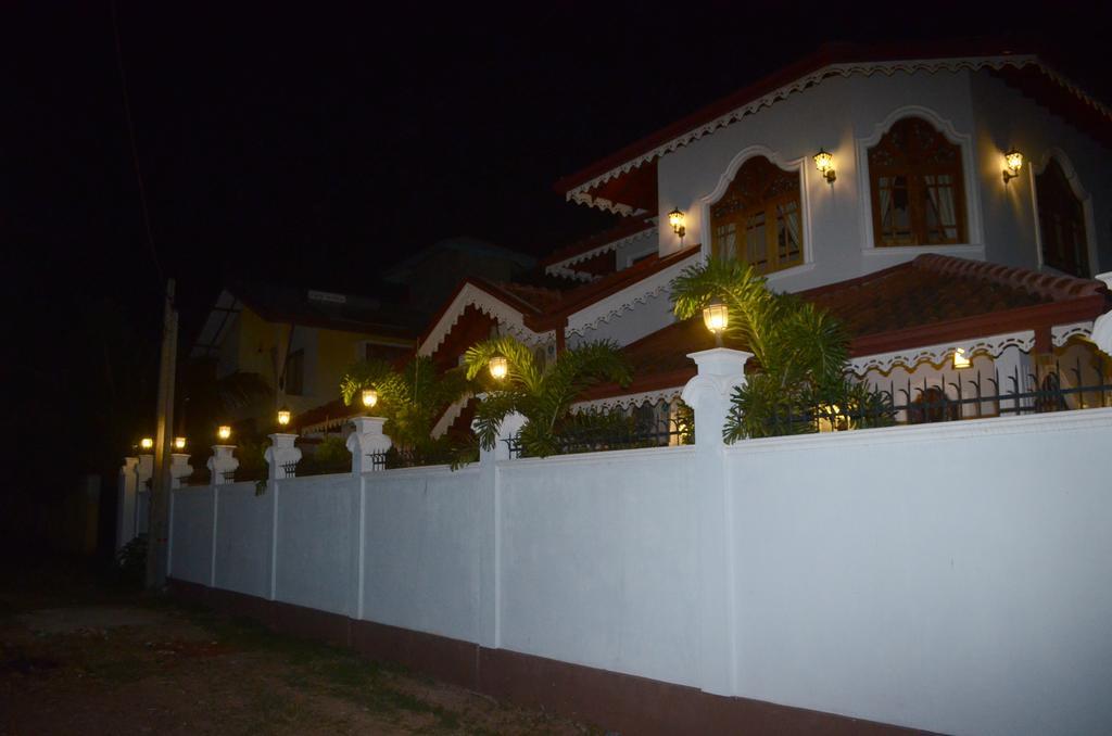 Lovely Villa Negombo Ettukala Exterior foto