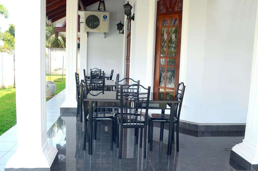Lovely Villa Negombo Ettukala Exterior foto